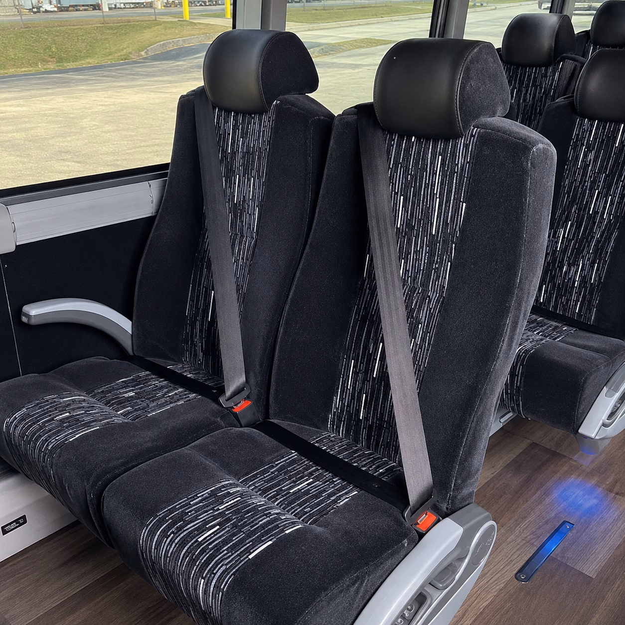 hotel shuttles for conferences and business travel
