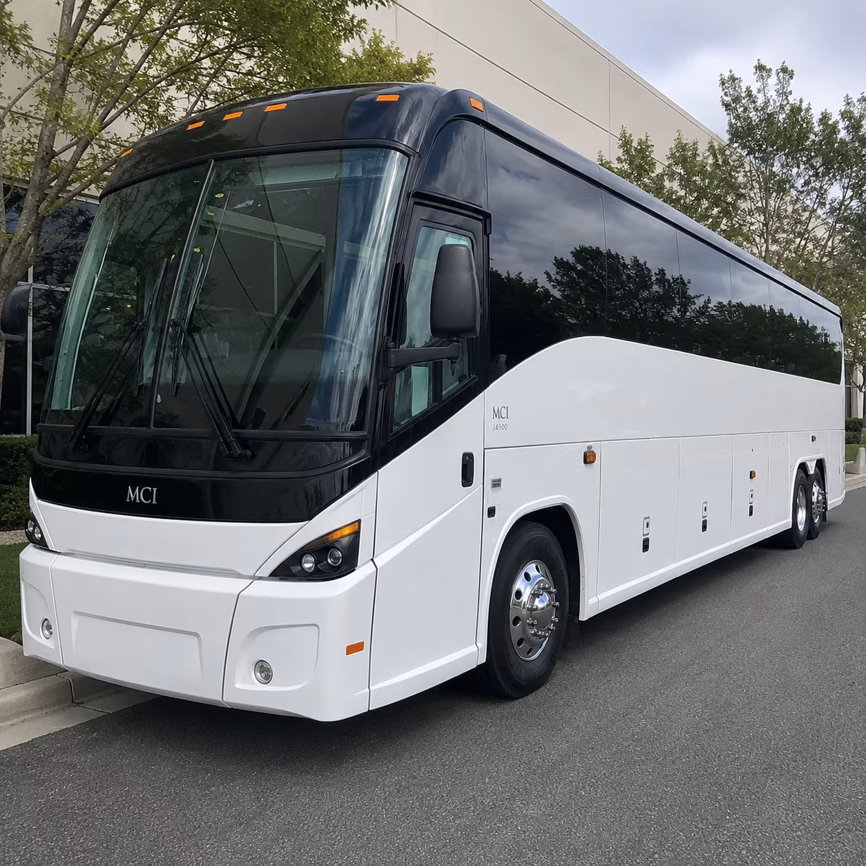 laredo charter bus hero 3