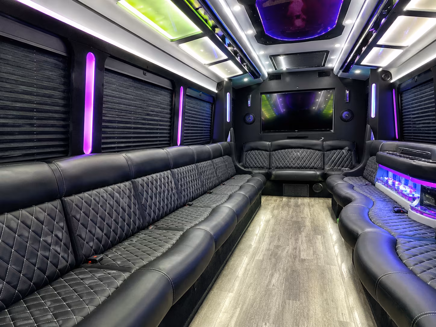 laredo corporate retreat shuttle bus rentals